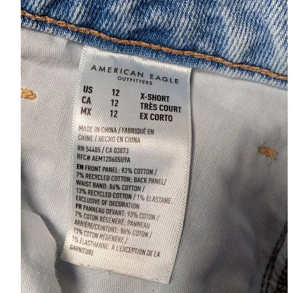 American Eagle Women's Mom Jean Strigid Light Wash Denim Cotton Pants 12 X-Short - Picture 8 of 9